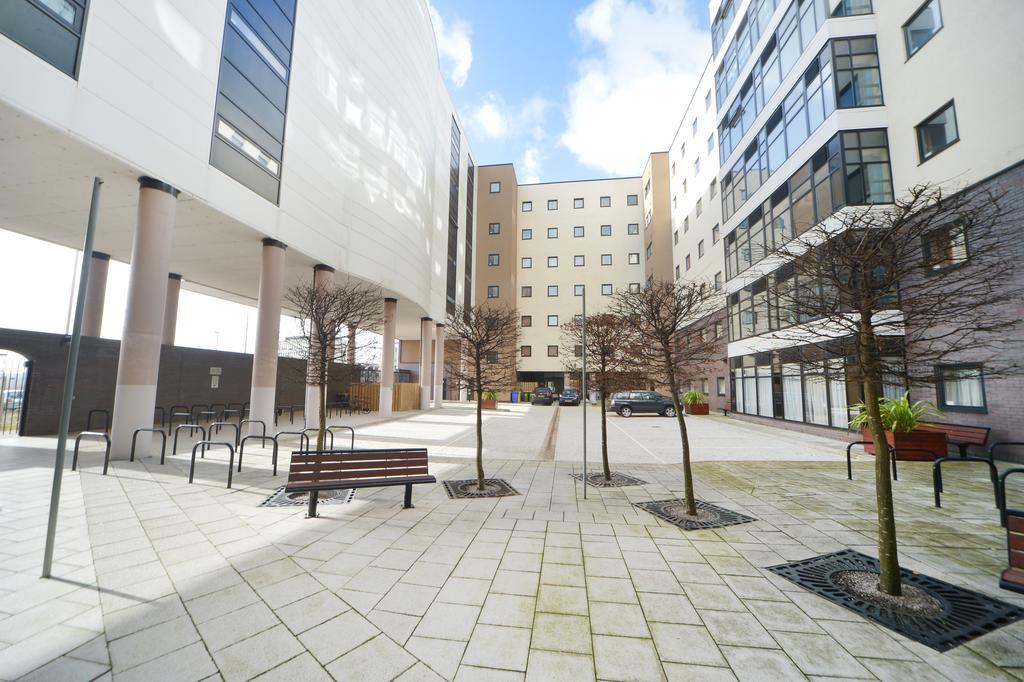 Newport Student Village Экстерьер фото