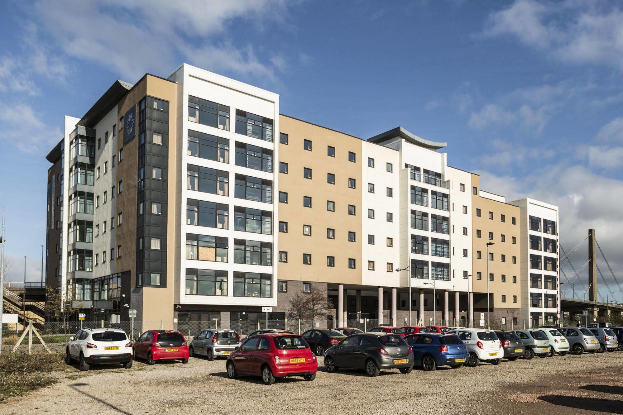 Newport Student Village Экстерьер фото